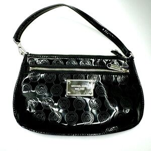 🚫SOLD🚫Michael Kors MK Black Wrislet
